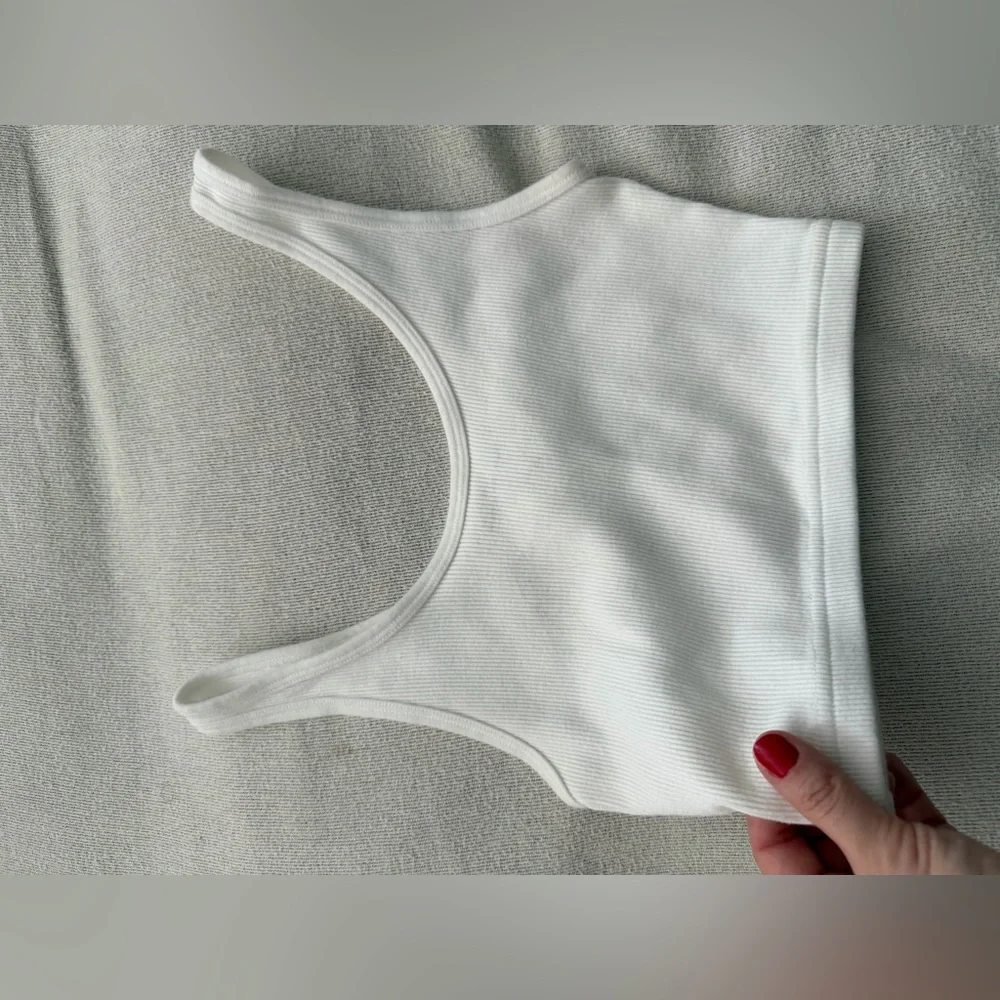 White Ribbed Button-Front Crop Tank - Picture 3 of 3